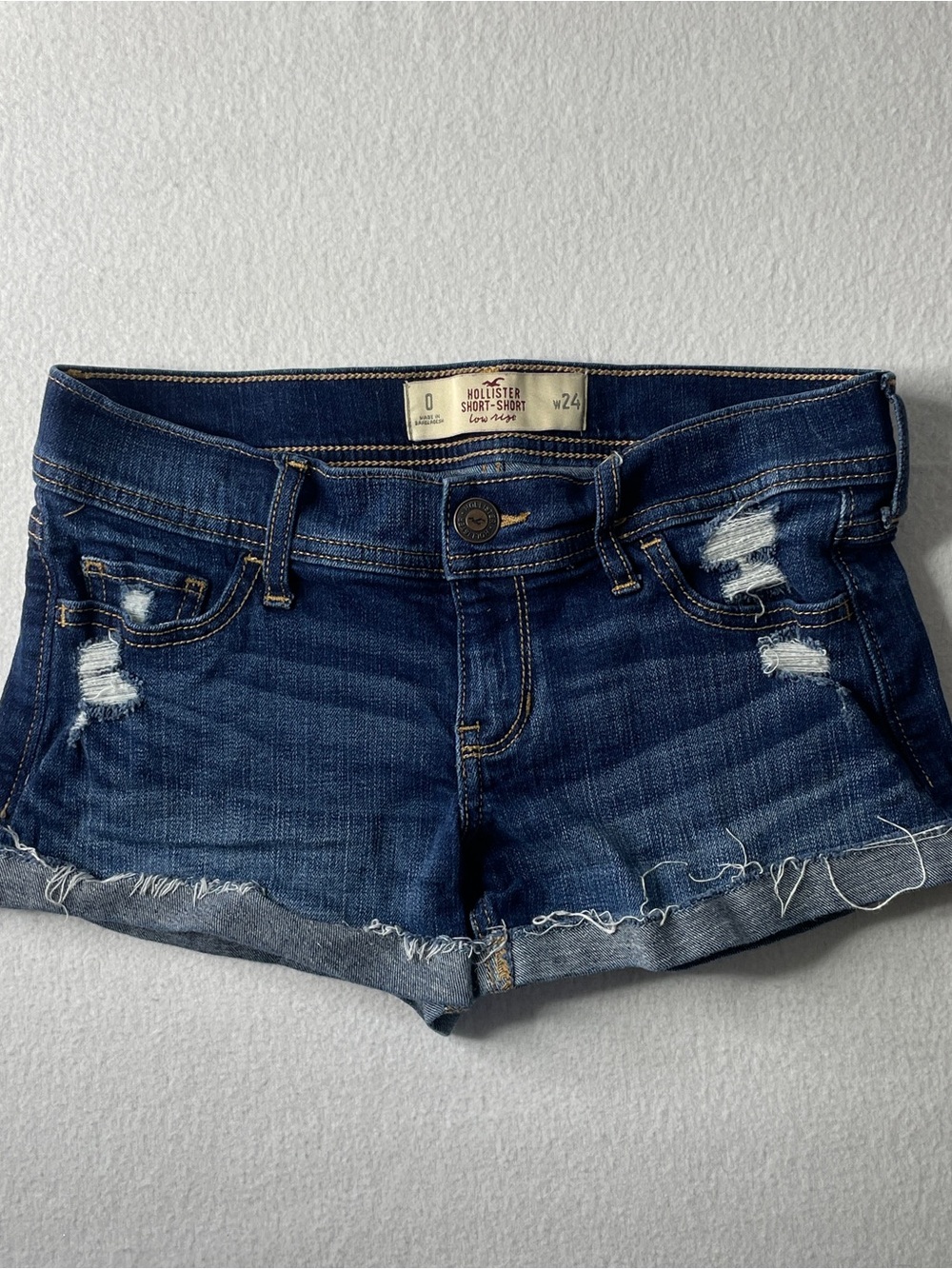 Hollister Low Rise Mini Shorts Women's Size 24 Y2K Distressed Denim Indie Sleaze